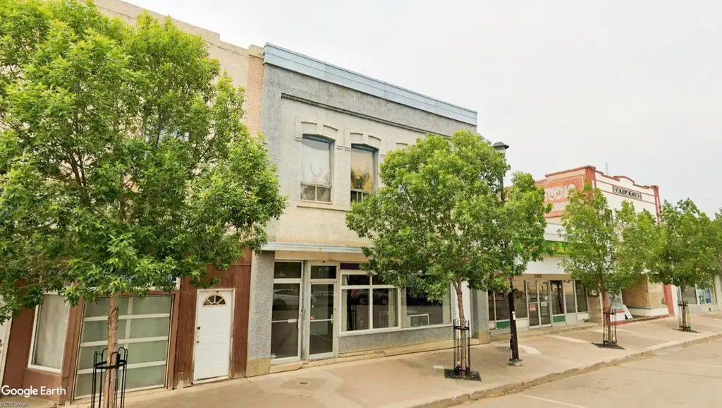 5018 - 50 Street, Vegreville
